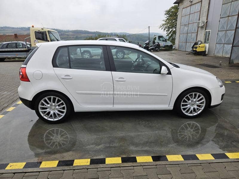 Volkswagen Golf 5 