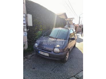 Renault Twingo C 06