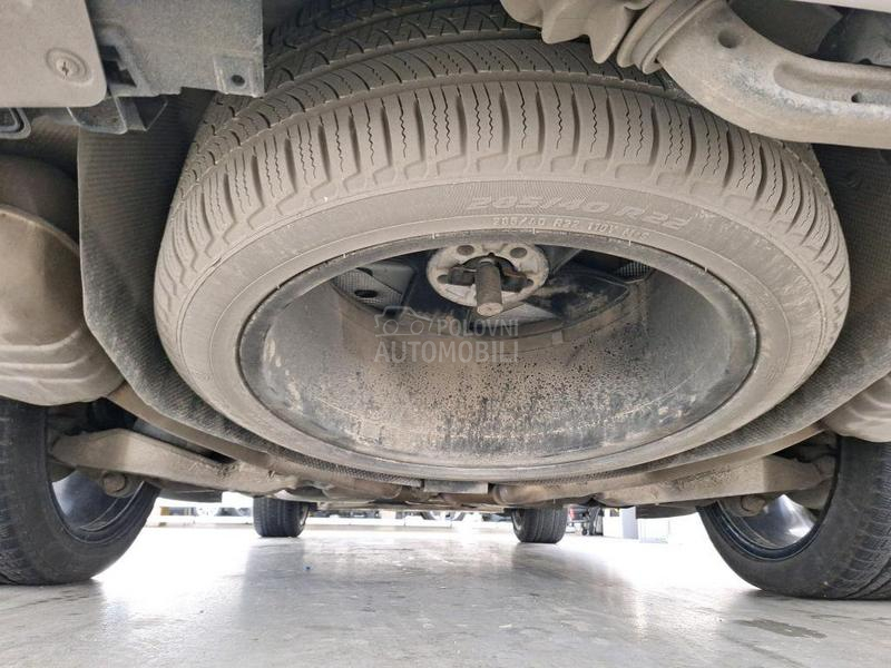 Land Rover Discovery d250 HSE R-dinamik