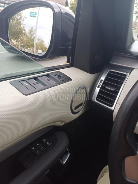 Land Rover Discovery d250 HSE R-dinamik