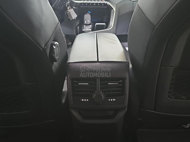 Peugeot 3008 ODLIČAN/AUTO
