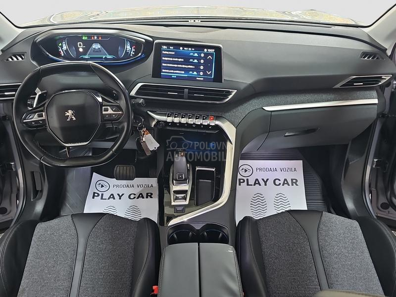 Peugeot 3008 ODLIČAN/AUTO
