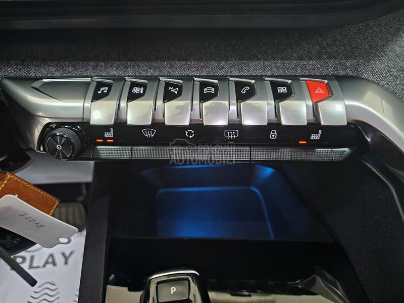 Peugeot 3008 ODLIČAN/AUTO
