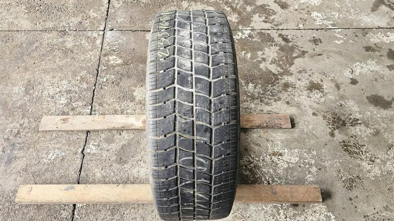 Vredestein 235/65 R16 Zimska