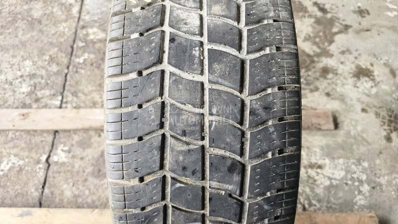 Vredestein 235/65 R16 Zimska