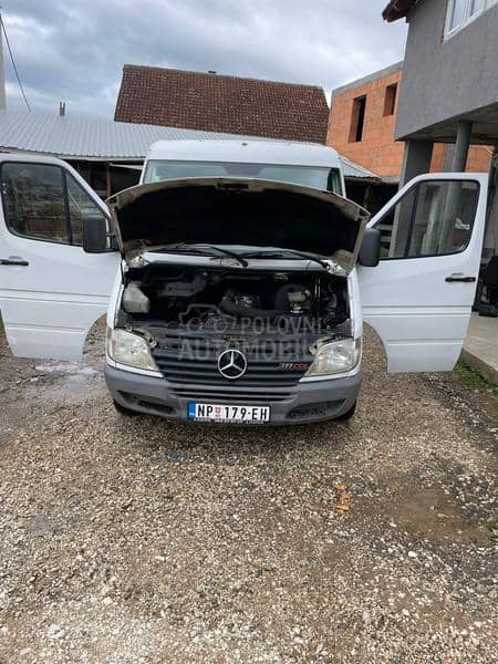 Mercedes Benz Sprinter 