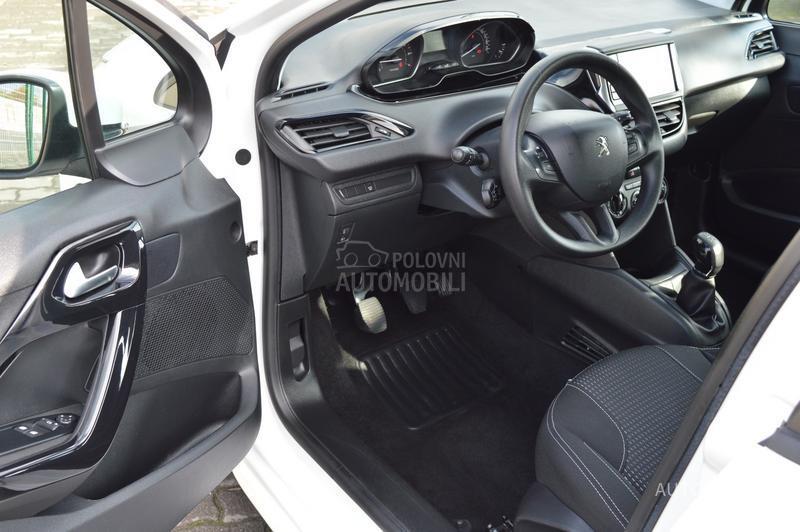 Peugeot 208 1.2 PureTech82 Premi