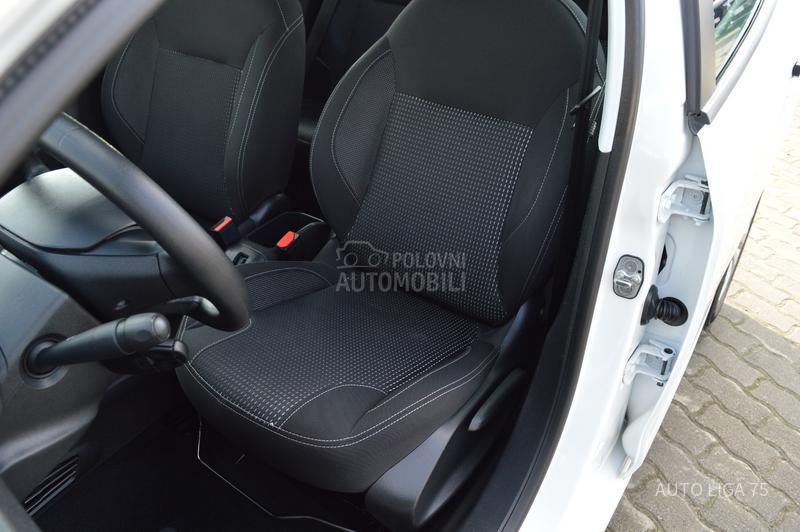 Peugeot 208 1.2 PureTech82 Premi