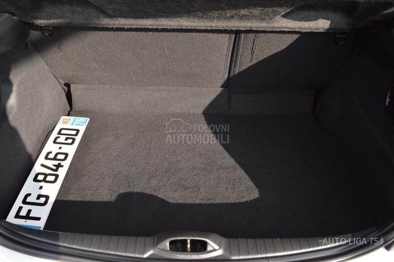 Peugeot 208 1.2 PureTech82 Premi