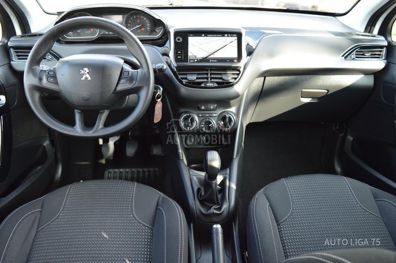 Peugeot 208 1.2 PureTech82 Premi