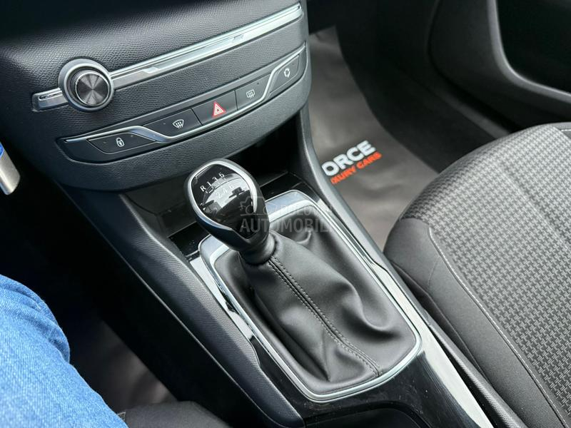 Peugeot 308 1.5 Hdi