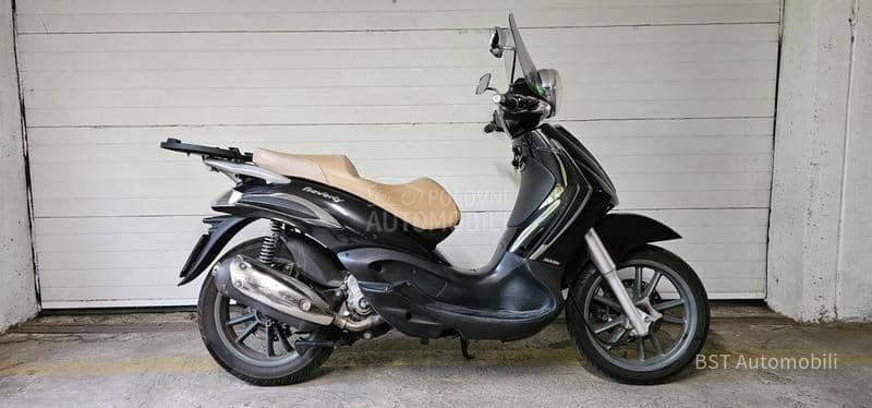 Piaggio Beverly 300 ie Tourer