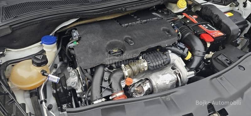Peugeot 2008 1.6HDI