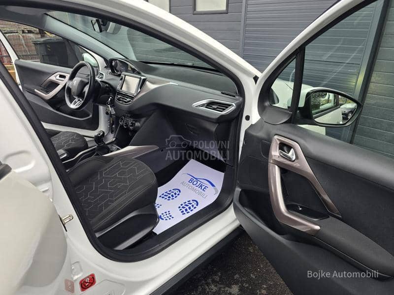 Peugeot 2008 1.6HDI
