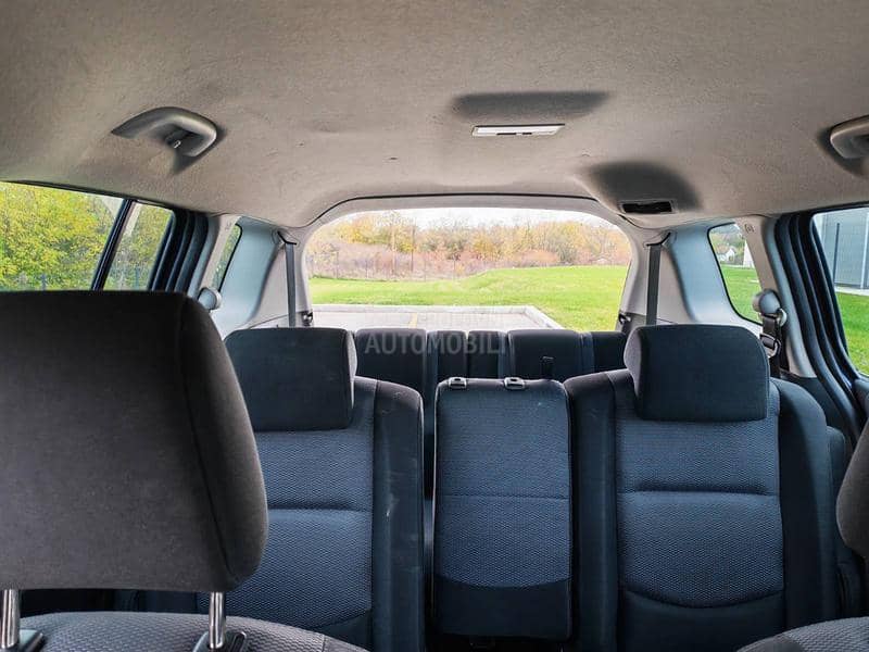 Mazda 5 