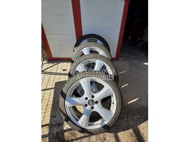 Tigar 225/40 R18 Zimska