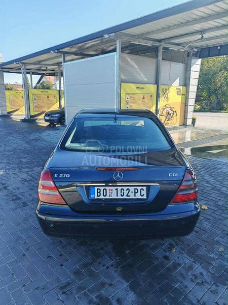 Mercedes Benz E 270 