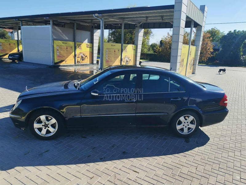 Mercedes Benz E 270 