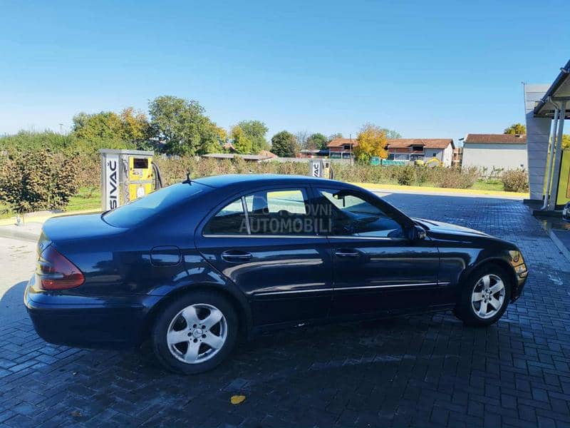 Mercedes Benz E 270 