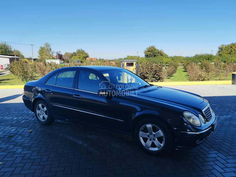 Mercedes Benz E 270 