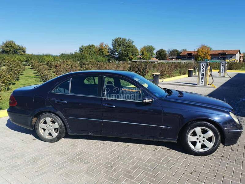 Mercedes Benz E 270 