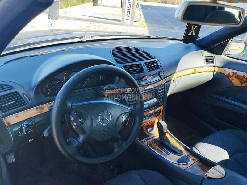 Mercedes Benz E 270 