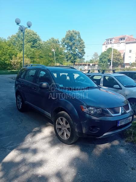 Mitsubishi Outlander 