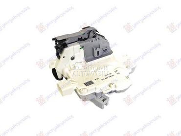 BRAVA ZADNJIH VRATA Desno za Audi A6 od 2014. do 2018. god.