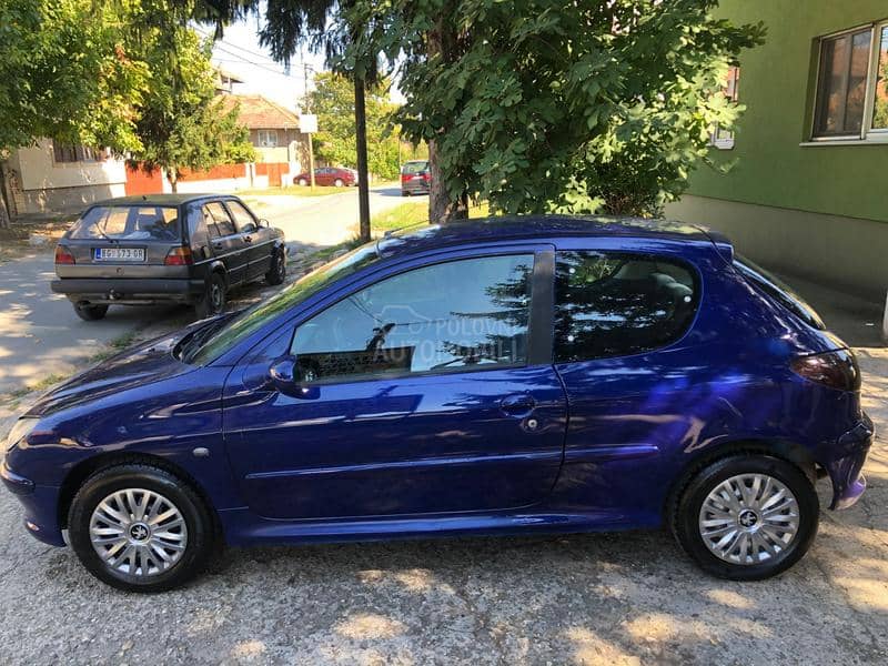 Peugeot 206 