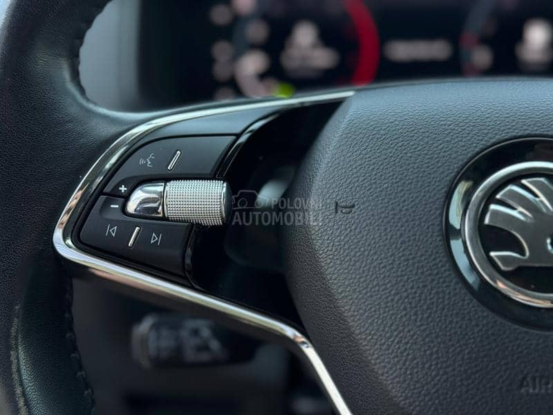 Škoda Karoq 2.0D/DSG/LED/VIRTU