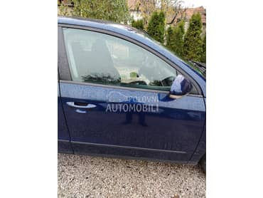 desna vrata plava metalik za Volkswagen Passat B6 od 2004. do 2010. god.
