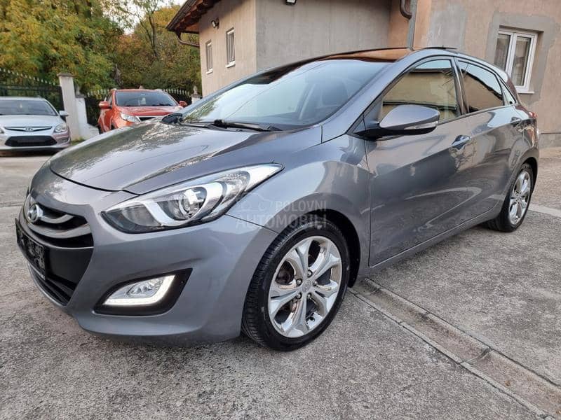 Hyundai i30 1.6CRDI PERFFEKTAN