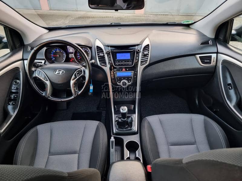 Hyundai i30 1.6CRDI PERFFEKTAN
