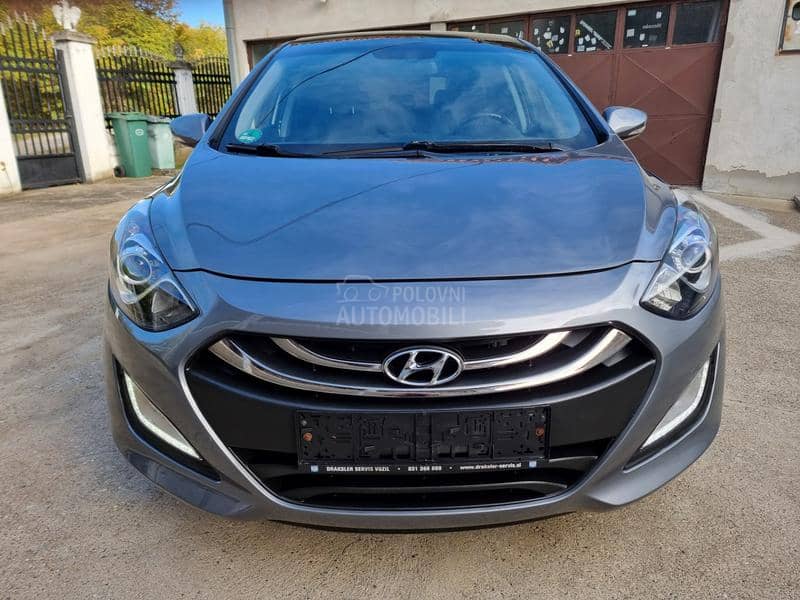Hyundai i30 1.6CRDI PERFFEKTAN