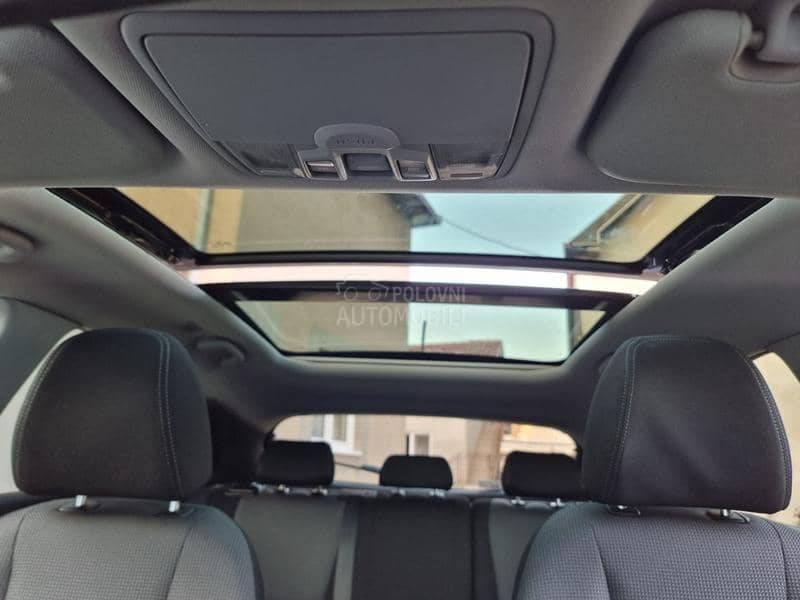 Hyundai i30 1.6CRDI PERFFEKTAN