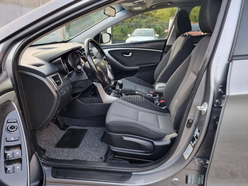 Hyundai i30 1.6CRDI PERFFEKTAN