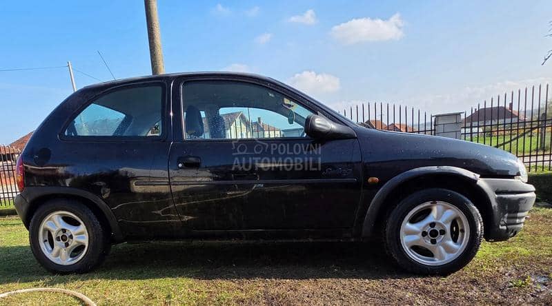 Opel Corsa B 