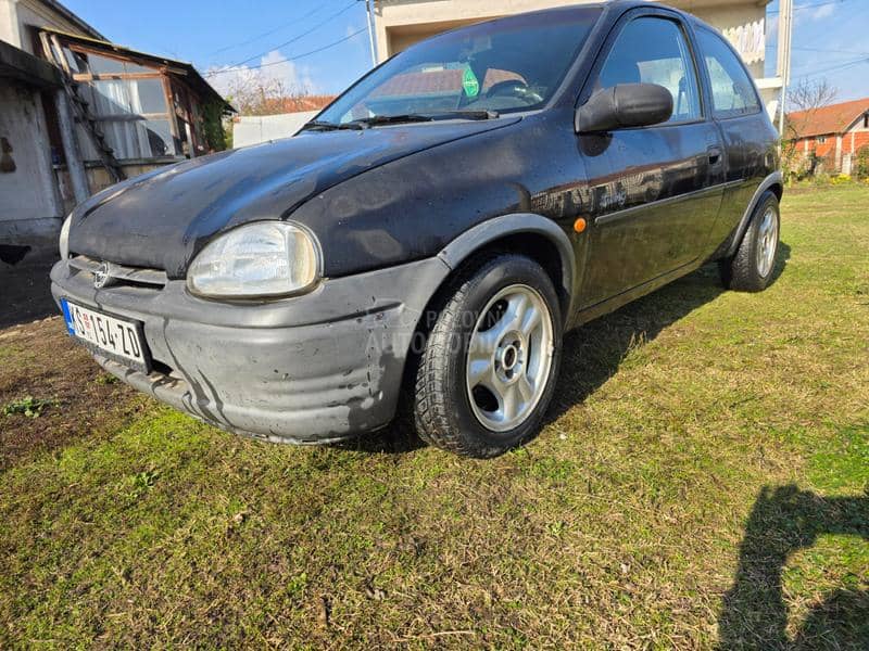 Opel Corsa B 