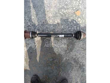 poluosovina za Škoda Octavia, Superb od 2004. do 2018. god.