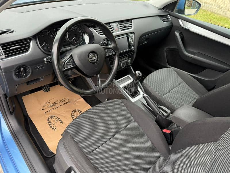 Škoda Octavia /NOVA/