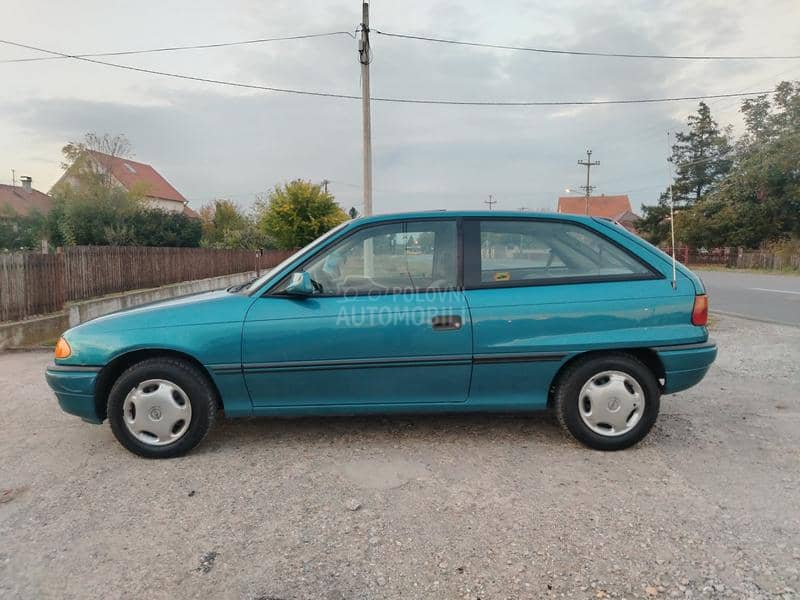 Opel Astra F 1.6 8v