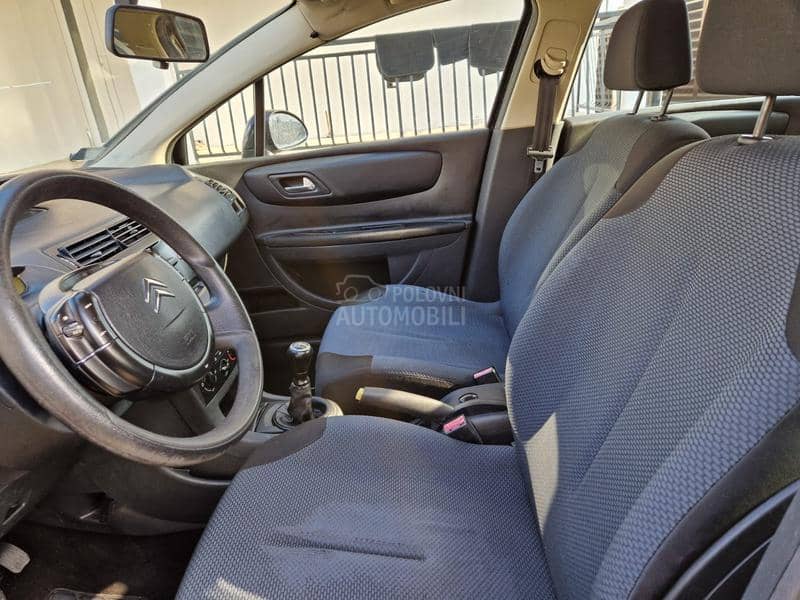 Citroen C4 1.4 PREMIUM