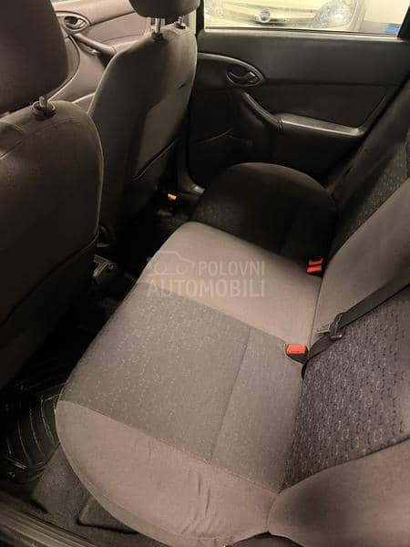 Ford Focus 1.4 AMBIENTE KAONOV