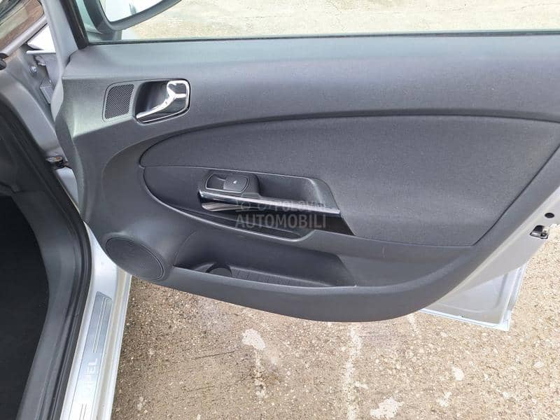 Opel Corsa D 