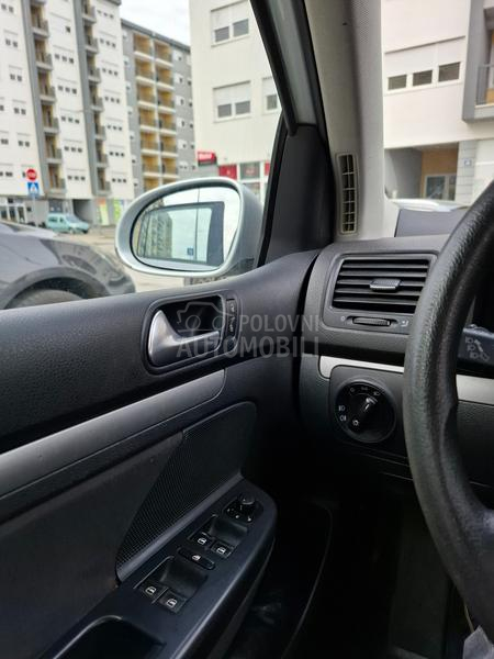 Volkswagen Golf 5 2.0 TDI