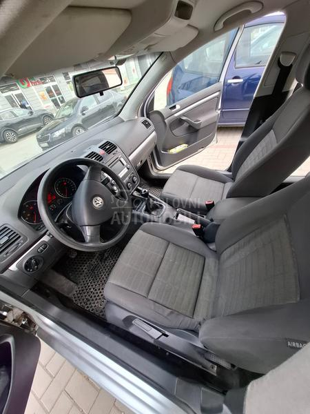 Volkswagen Golf 5 2.0 TDI