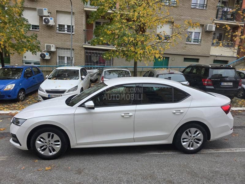 Škoda Octavia DSG STILE HIBRID