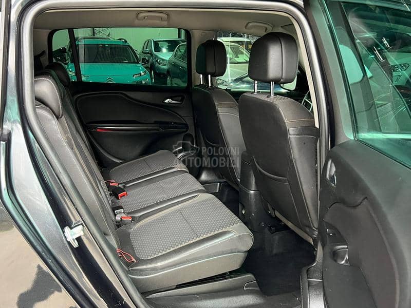 Opel Zafira 
