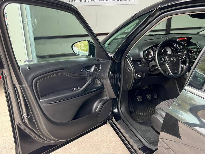 Opel Zafira 