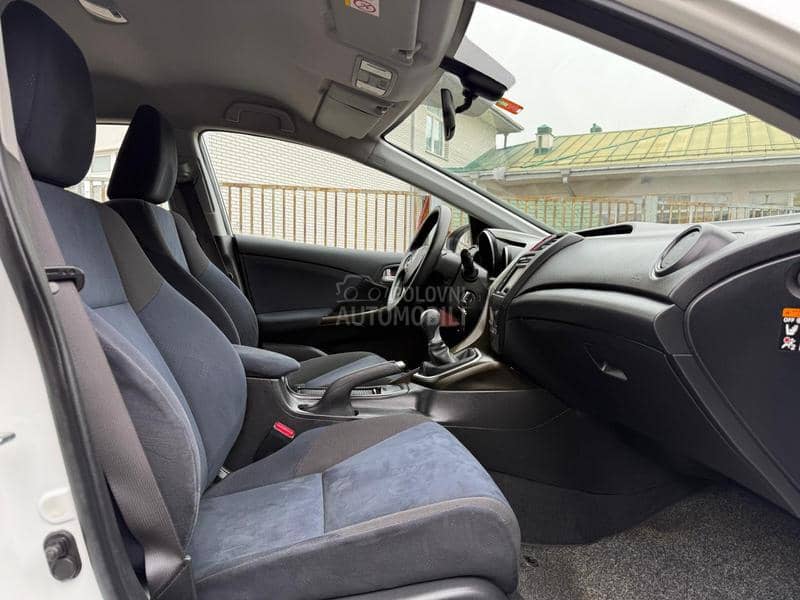 Honda Civic 1.4i sport